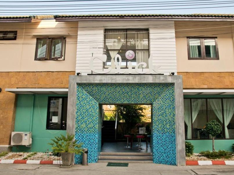 Oyo 345 The Click Guesthouse At Chalong Phuket Eksteriør bilde
