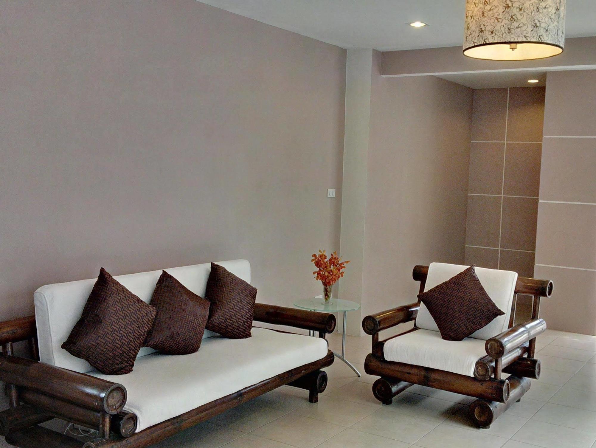 Oyo 345 The Click Guesthouse At Chalong Phuket Eksteriør bilde