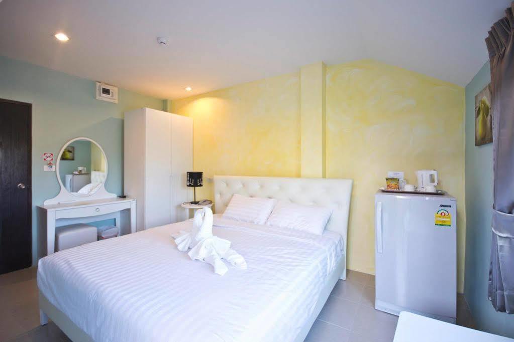Oyo 345 The Click Guesthouse At Chalong Phuket Eksteriør bilde