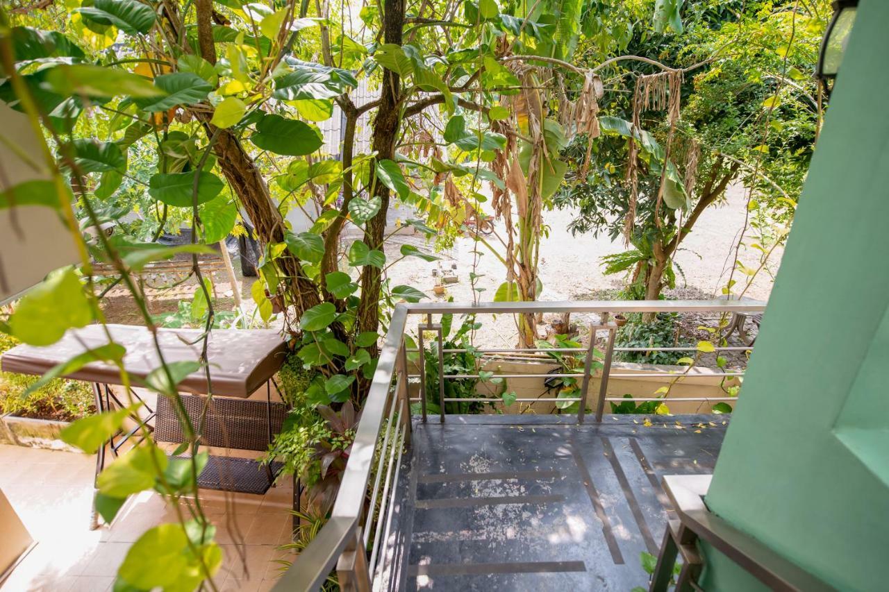 Oyo 345 The Click Guesthouse At Chalong Phuket Eksteriør bilde